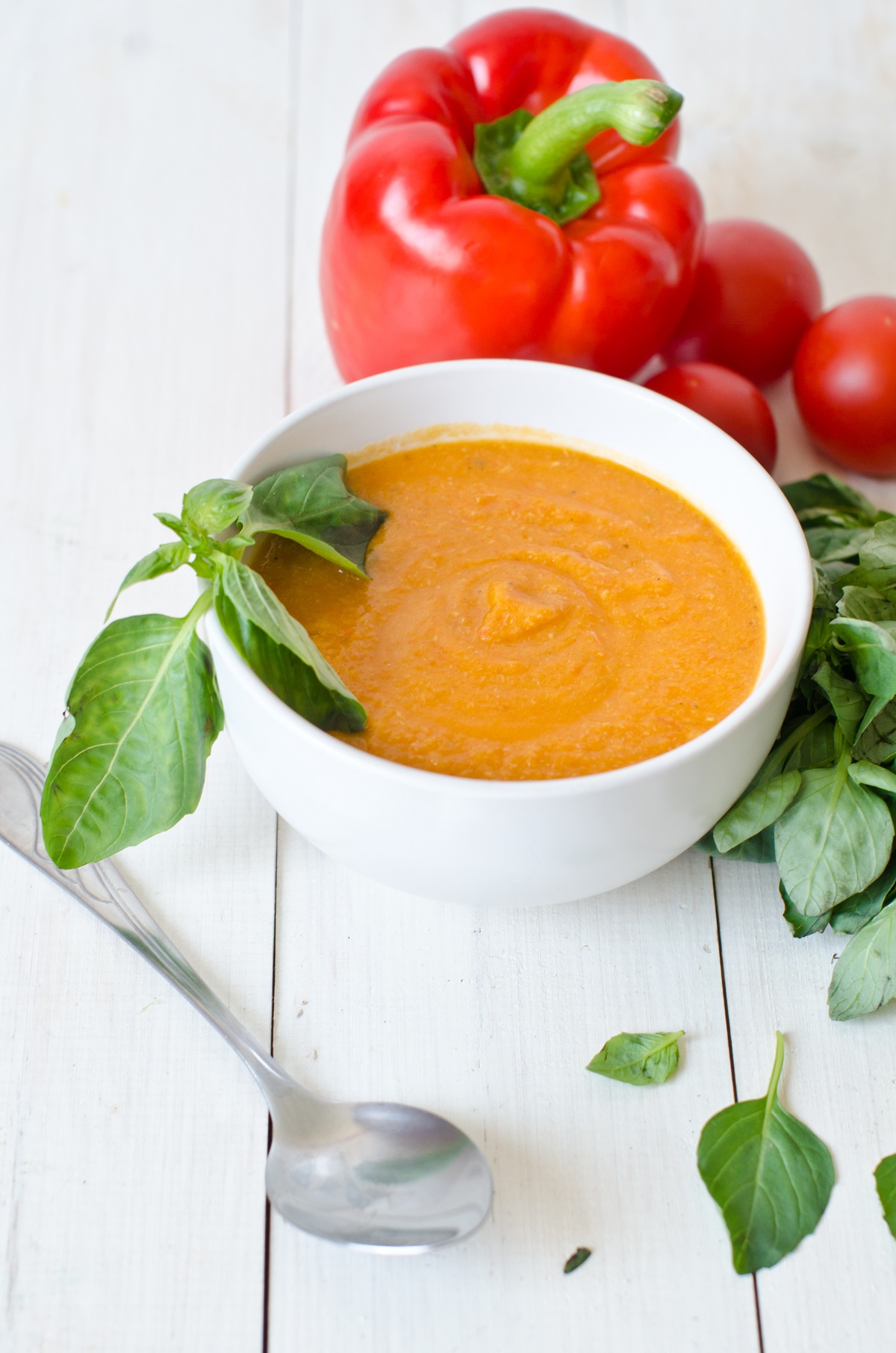 Roasted Tomato & Red Pepper Soup | True Health magazine